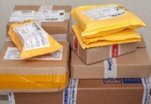 Почтовые сервисы ускорят получение новогодних подарков